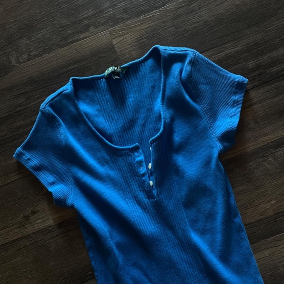 Beautiful Blue Vintage Ralph Lauren Top - Picture 7 of 7